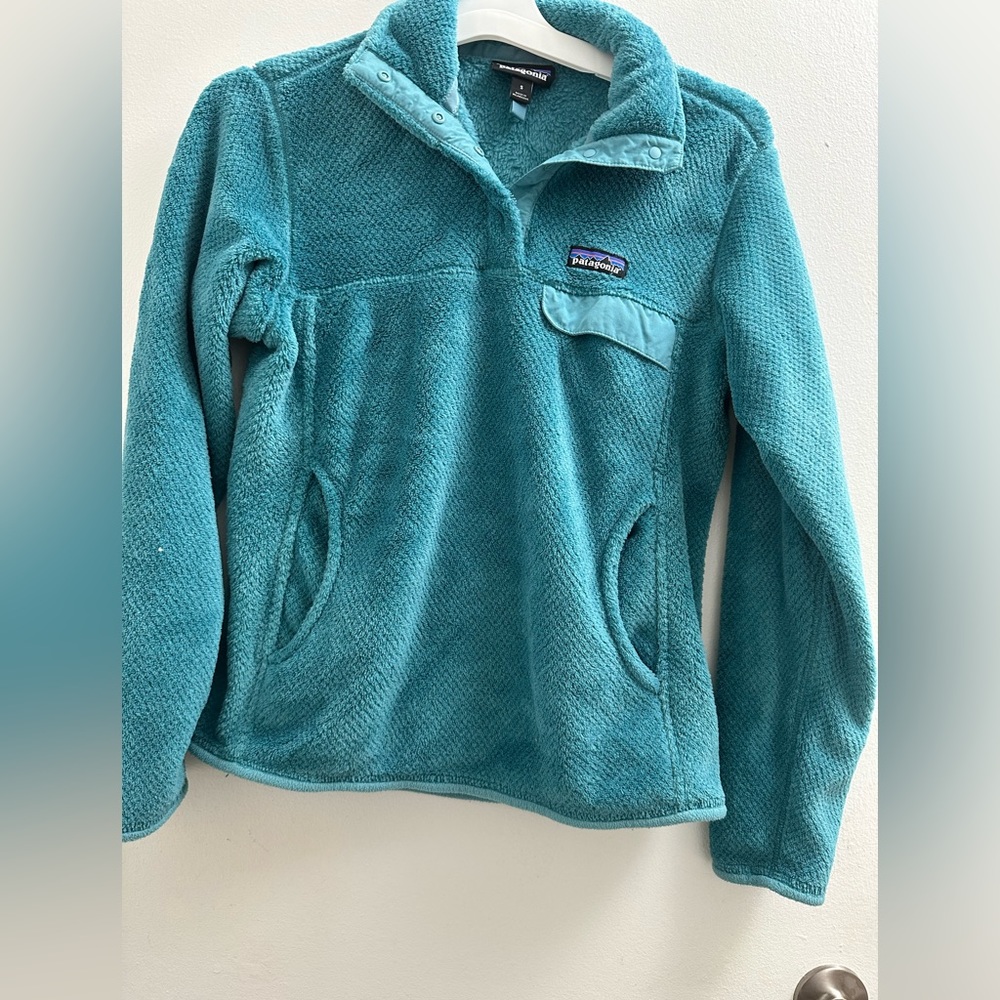 Small turquoise, Patagonia jacket